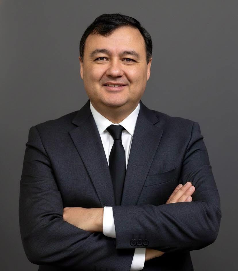 Abg. Alberto Magno Ricardo González